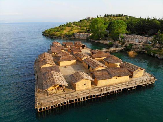 Villa Lakeview Paradise Peštani 外观 照片